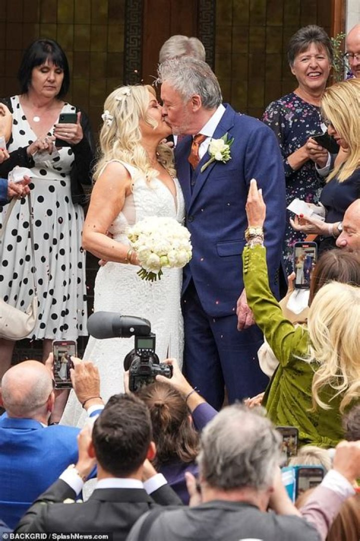 Eighties pop star Paul Young announced his engagement to girlfriend Lorna Young