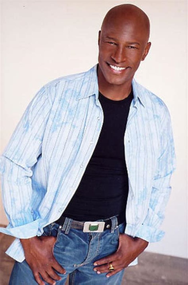 Phillip Sheppard Bio (Wiki) 