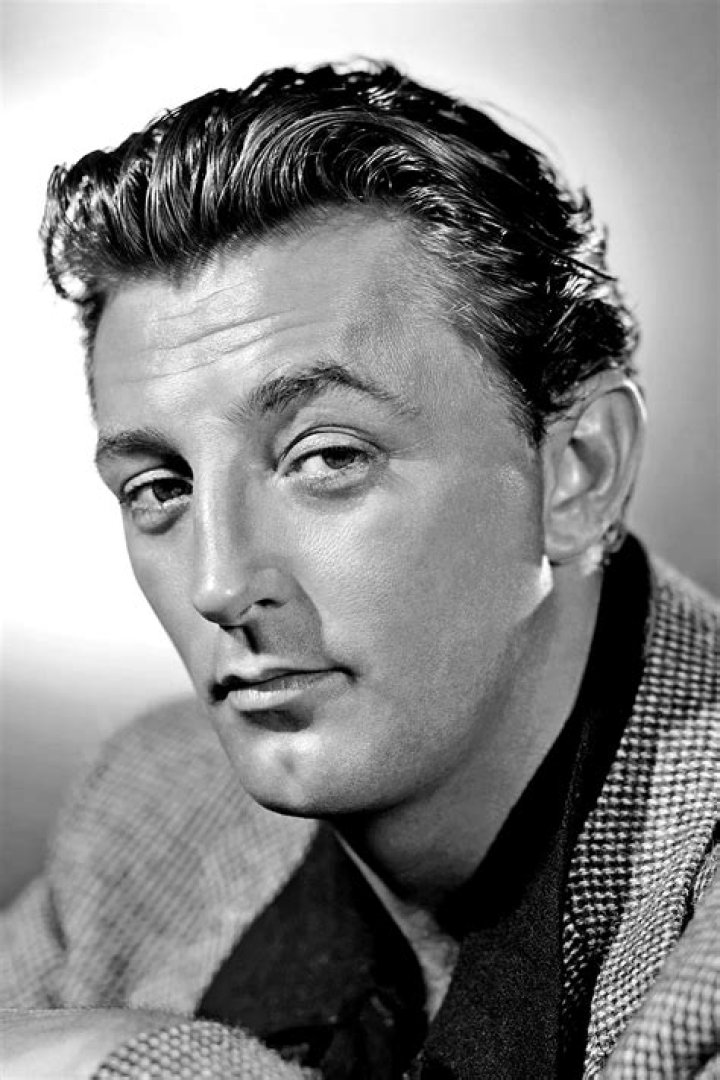 Robert Mitchum Net Worth - Wiki, Age, Weight and Height, Relationships, Family, and More