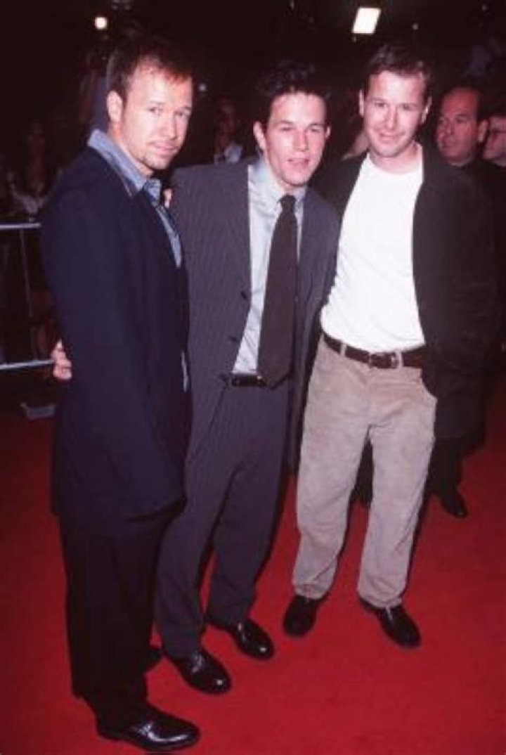 American Actor, Robert Wahlberg, married to Gina Santangelo (Bio, Age, Wife, Children, Siblings, Parents & Net Worth)