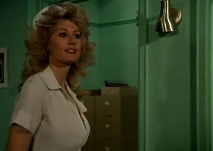 Robyn Hilton Net Worth - Wiki, Age, Weight and Height, Relationships, Family, and More