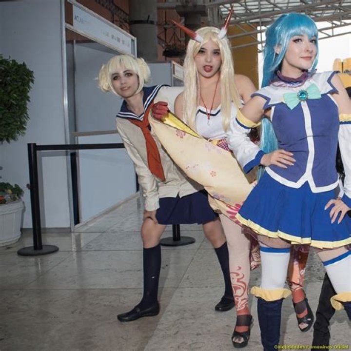 Roslyn Kp - Age, Family, Bio