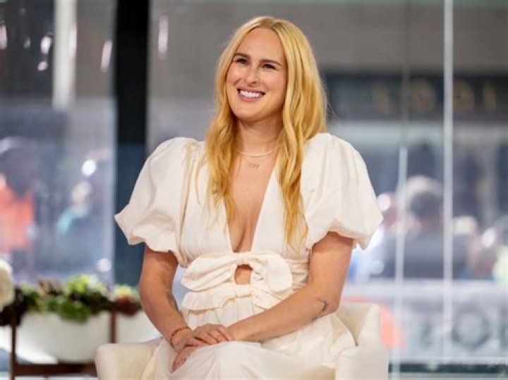 Rumer Willis shows off cute new look and new tattoo