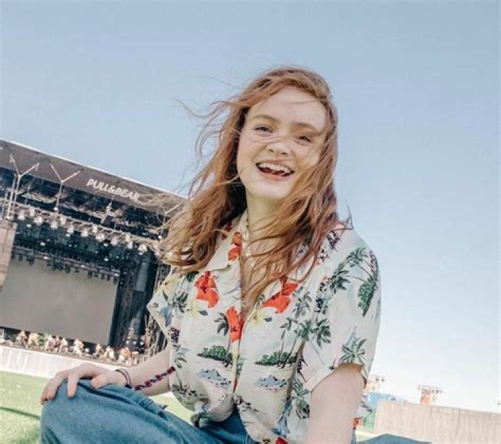 Sadie Sink Pets - Celebrity Pets