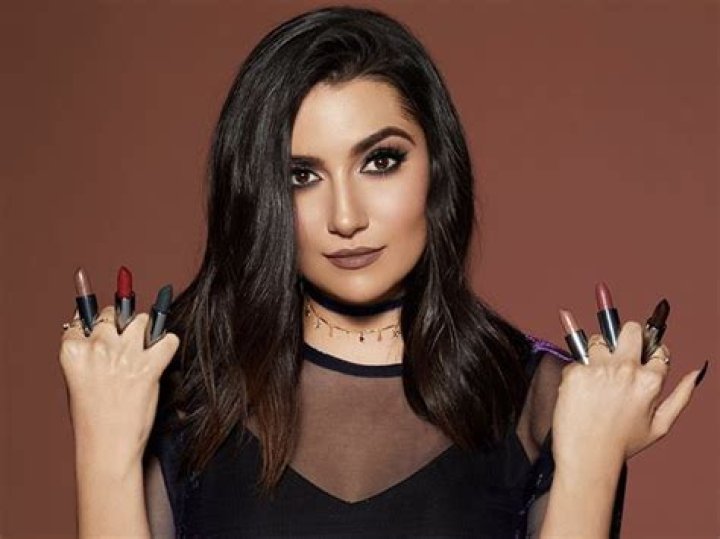 Safiya Nygaard Net Worth - Wiki, Age, Weight and Height, Relationships, Family, and More