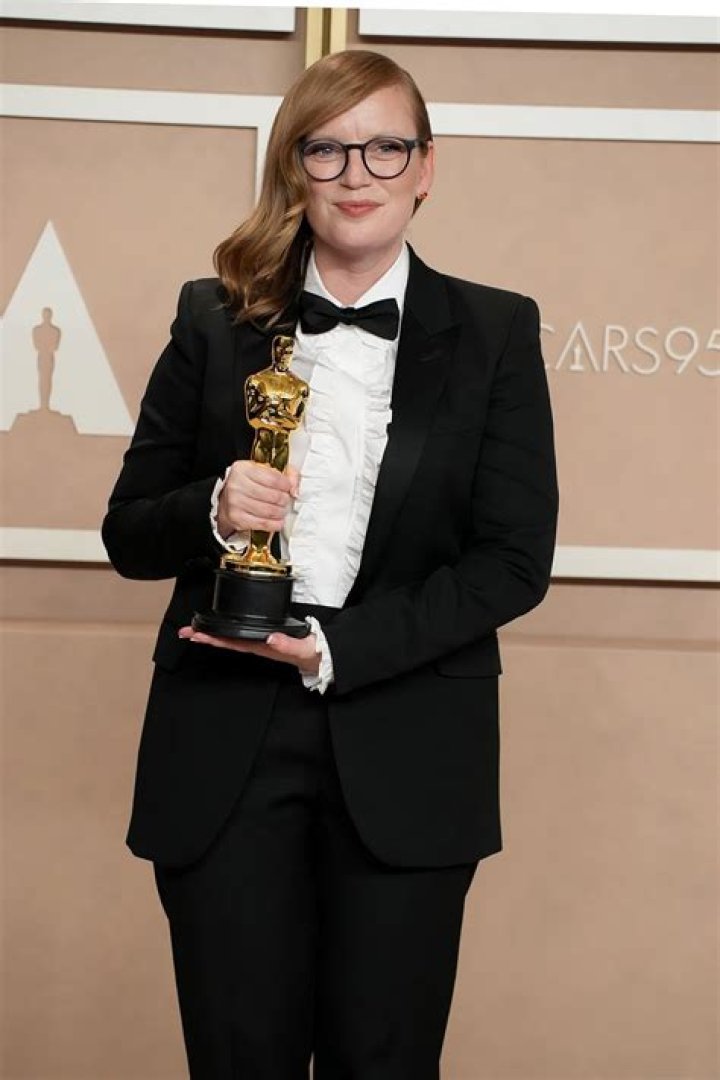 Sarah Polley Net Worth - Wiki, Age, Weight and Height, Relationships, Family, and More