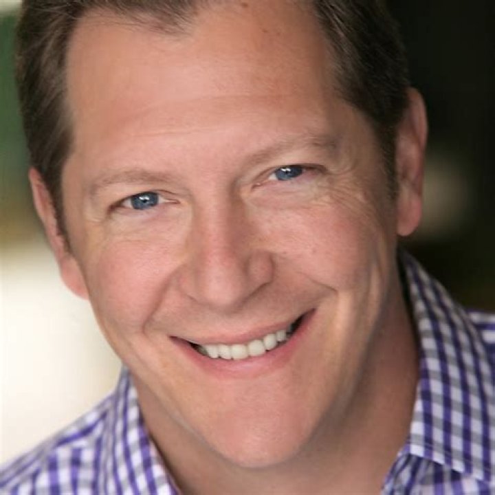 Scott D Henry - Age, Family, Bio