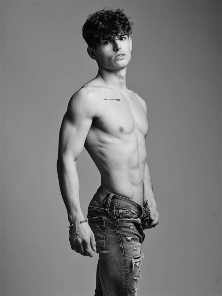 Seth Peterson Net Worth - Wiki, Age, Weight and Height, Relationships, Family, and More