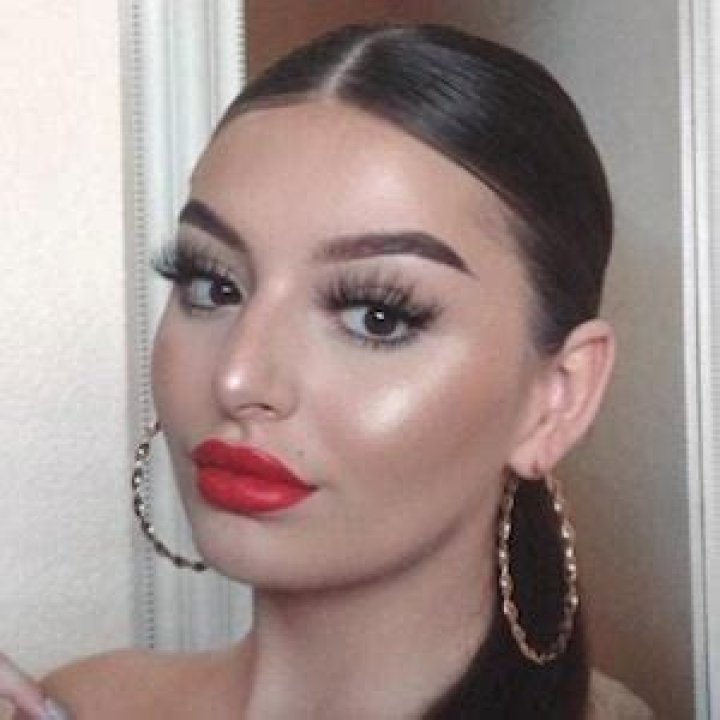 Shelby Triglia - Age, Family, Bio