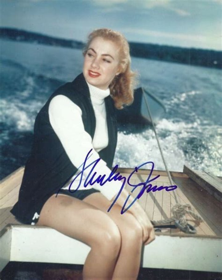 Shirley Jones Height - CelebsHeight.org