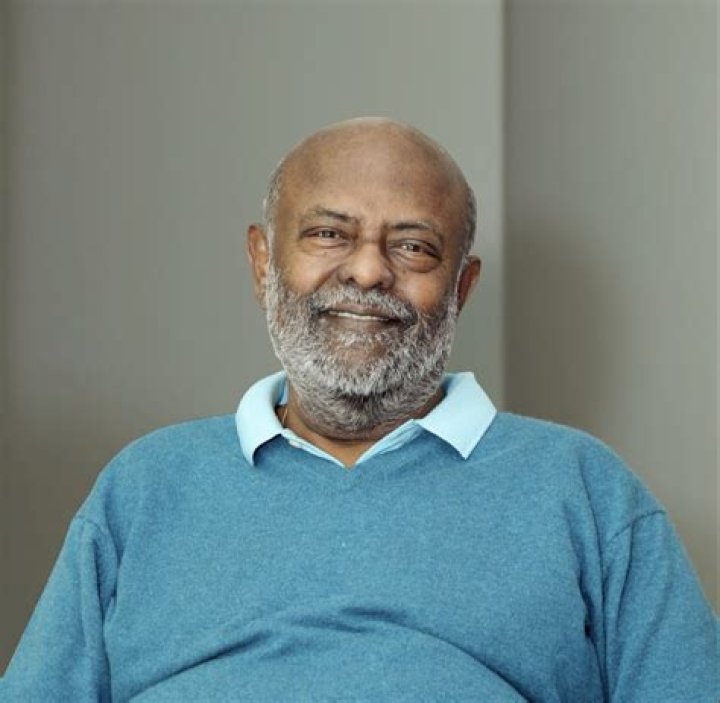 Shiv Nadar Net Worth - Wiki, Age, Weight and Height, Relationships, Family, and More