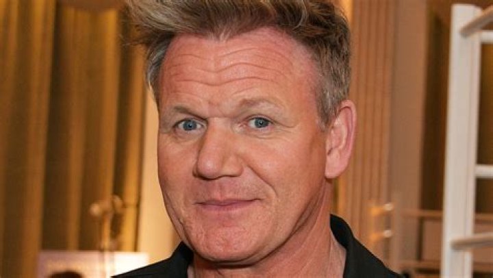 “Simon Cowell told Gordon Ramsay to get cosmetic surgery”morning links