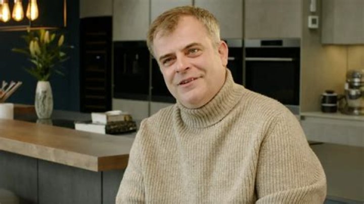 Simon Gregson Height, Weight, Net Worth, Age, Birthday, Wikipedia, Who, Nationality, Biography