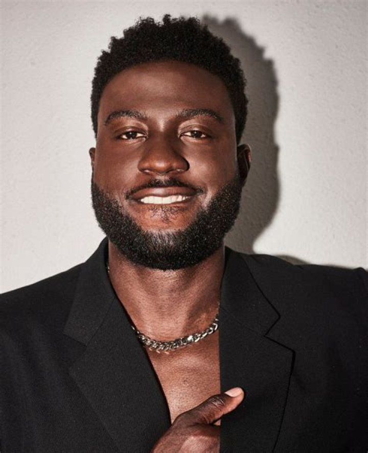 Sinqua Walls Wife, Net Worth, Bio, Career & Facts (2022)