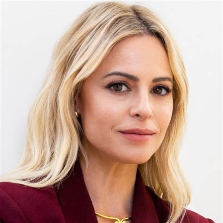 Sophia Amoruso Net Worth - Wiki, Age, Weight and Height, Relationships, Family, and More