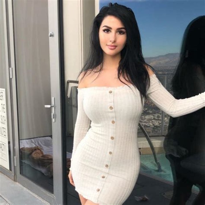 SSSniperWolf - Age, Family, Bio