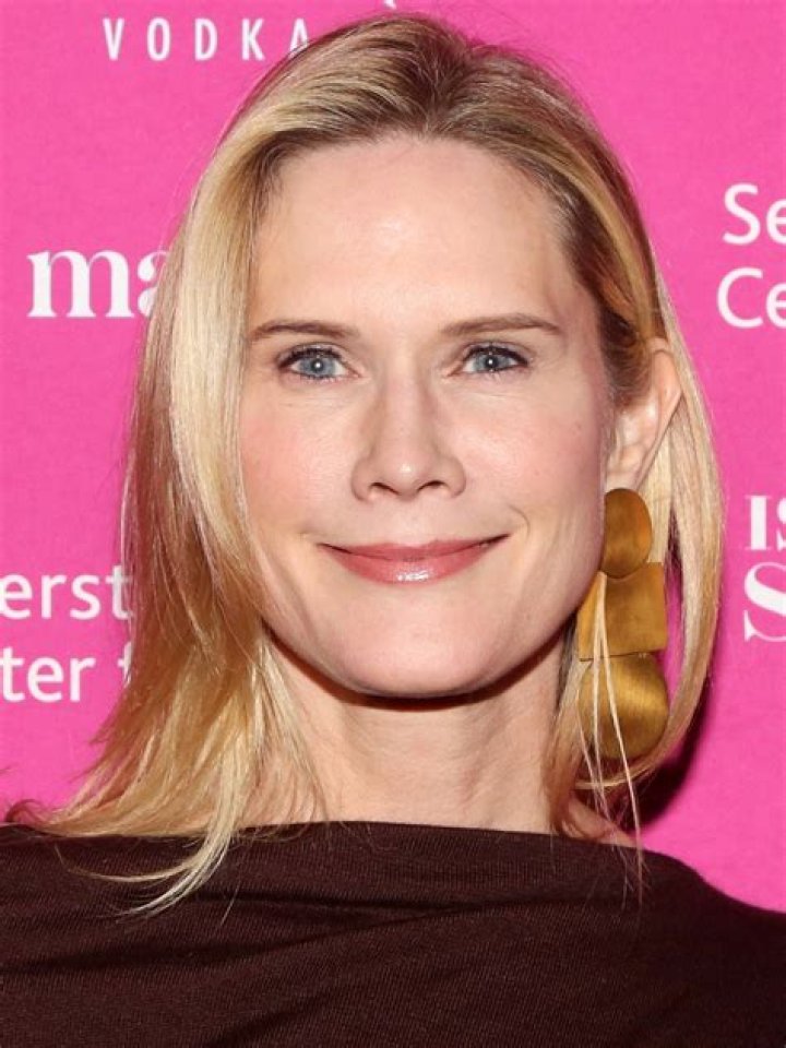 	Stephanie March married tech investor Dan Benton in a personalized ceremony	