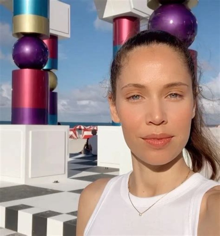 Stephanie Ortiz - Age, Family, Bio