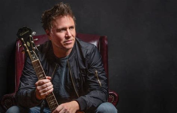 Stephen Lynch Net Worth - Wiki, Age, Weight and Height, Relationships, Family, and More