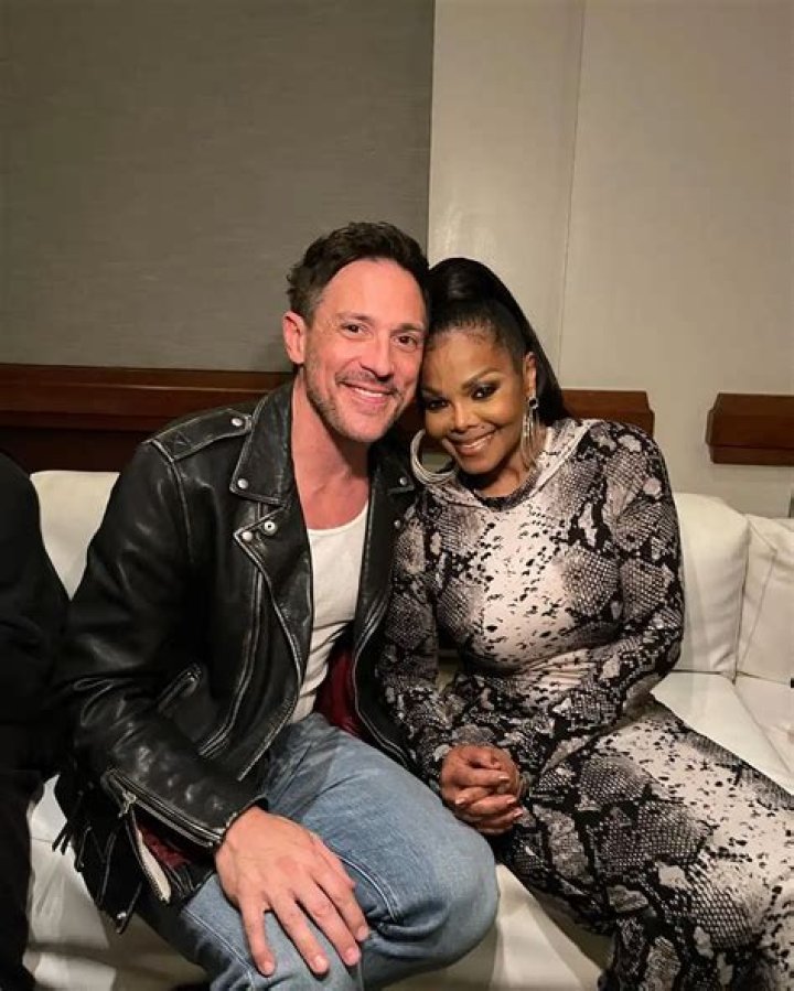 Steve Kazee Bio (Wiki) 