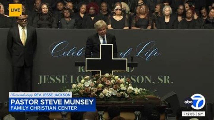 Steve Munsey - Age, Family, Bio