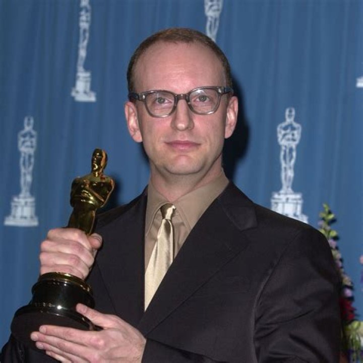 Steven Soderbergh Net Worth - Wiki, Age, Weight and Height, Relationships, Family, and More
