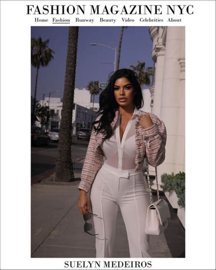 Suelyn Medeiros - Age, Family, Bio