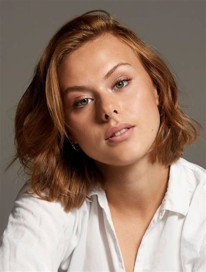 Let's Talk About Susan Radder - A Rich Actress