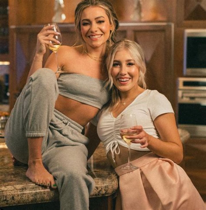 Taylor Dye Bio (Wiki) 