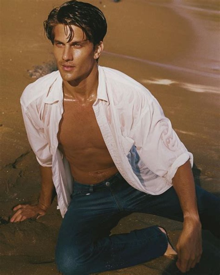 Tejas Jhaveri - Age, Family, Bio