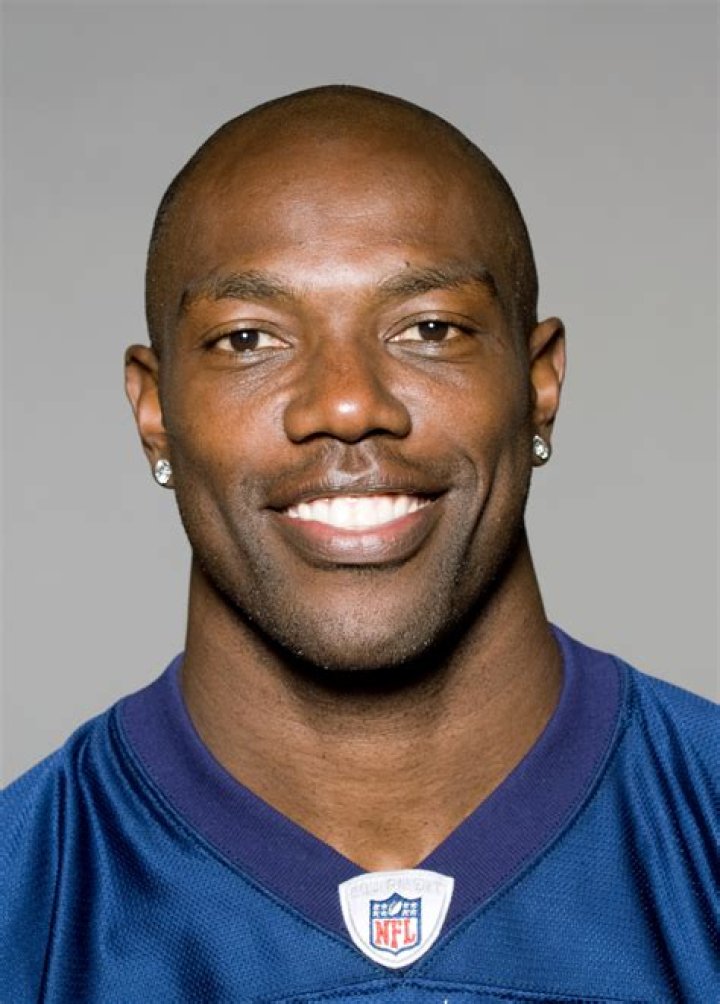 Terrell Owens Net Worth - Wiki, Age, Weight and Height, Relationships, Family, and More