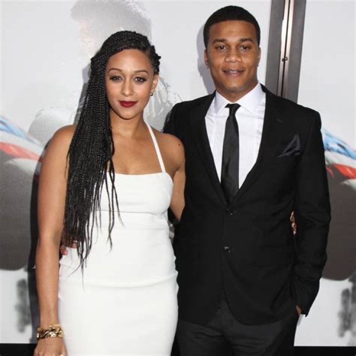 Tia Mowry-Hardrict Net Worth - Wiki, Age, Weight and Height, Relationships, Family, and More