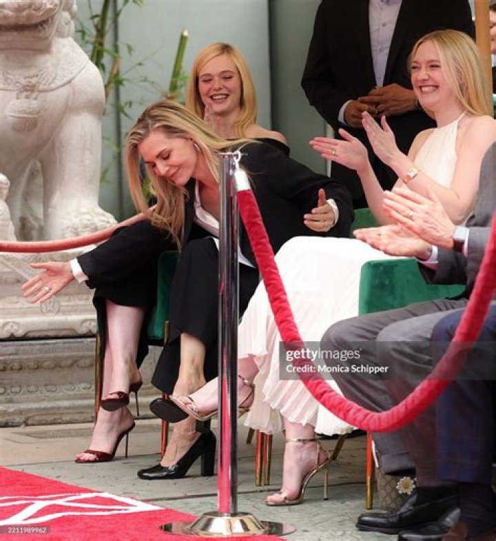 The Top Three Dakota Fanning Feet Videos on YouTube