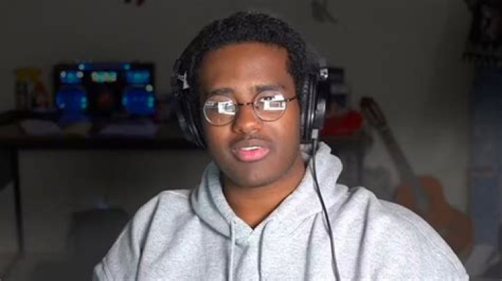 Twomad - Age, Family, Bio