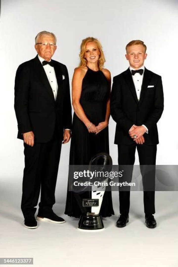 Ty Gibbs family: wife, children, parents, siblings