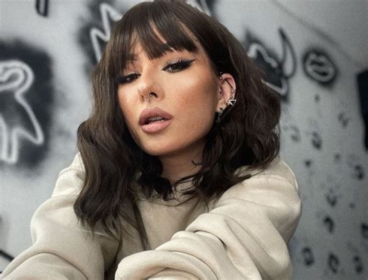 Uki Q - Age, Family, Bio