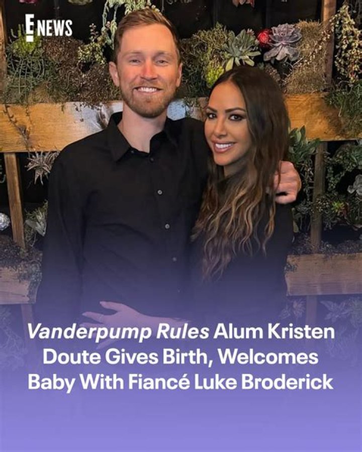 'Vanderpump Rules' Star Gives Birth!