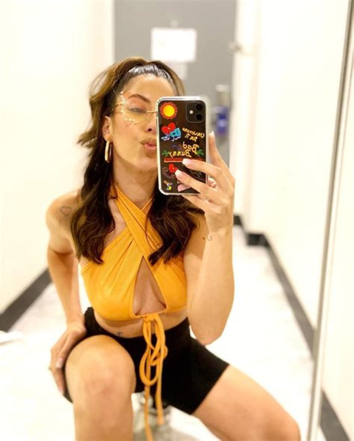 Vee Rivera Teases Breakup With Joe?