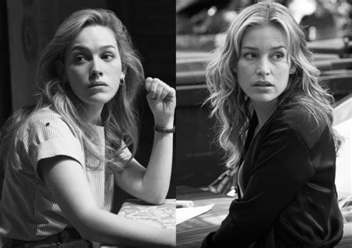 Fans are convinced Victoria Pedretti looks just like Piper Perabo
