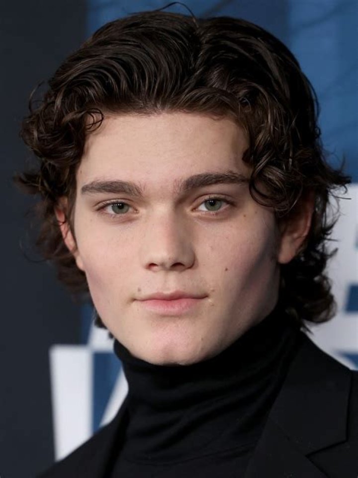 Vince Mattis - Age, Family, Bio