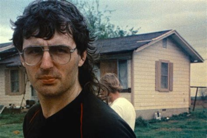 Everything to know about David Koresh