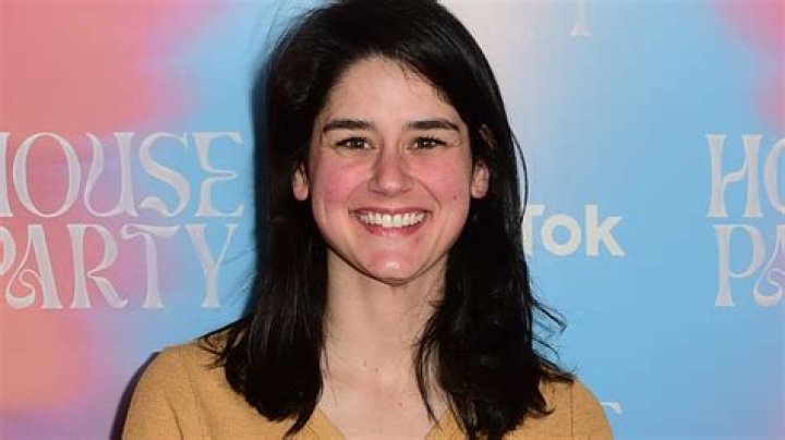 What Is Elyse Myers Religion? Details To Know About The TikTok Star