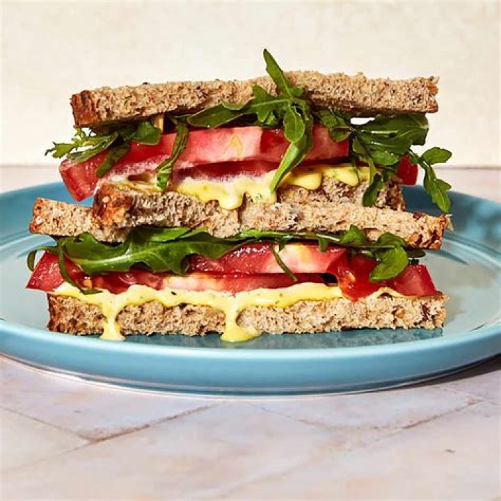 What tomatoes are best for sandwiches?