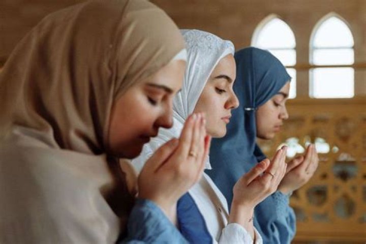 When Is Ghusl Compulsory for a Woman?