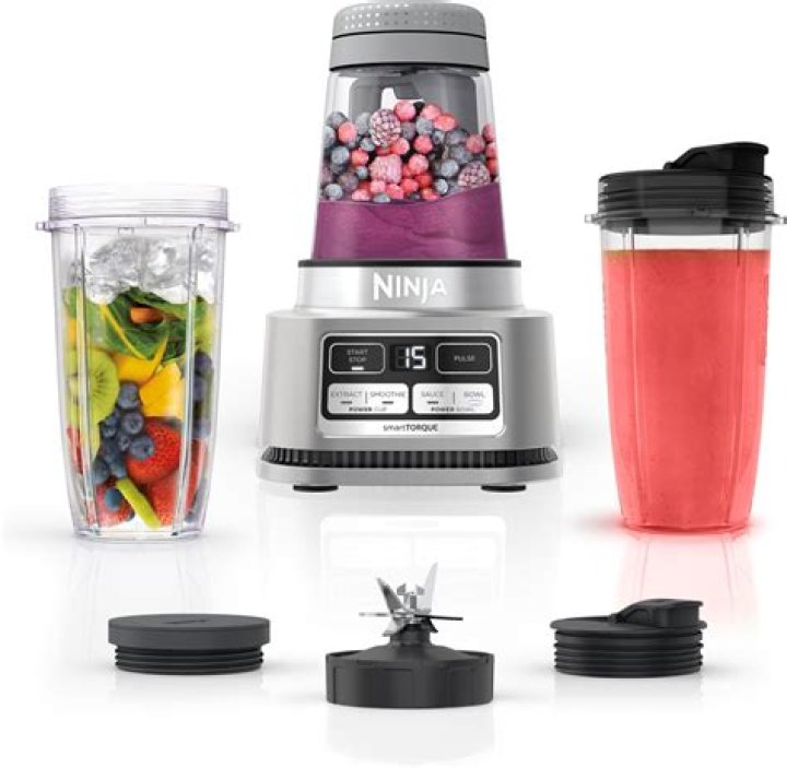 Which is better Nutri Ninja or magic bullet?