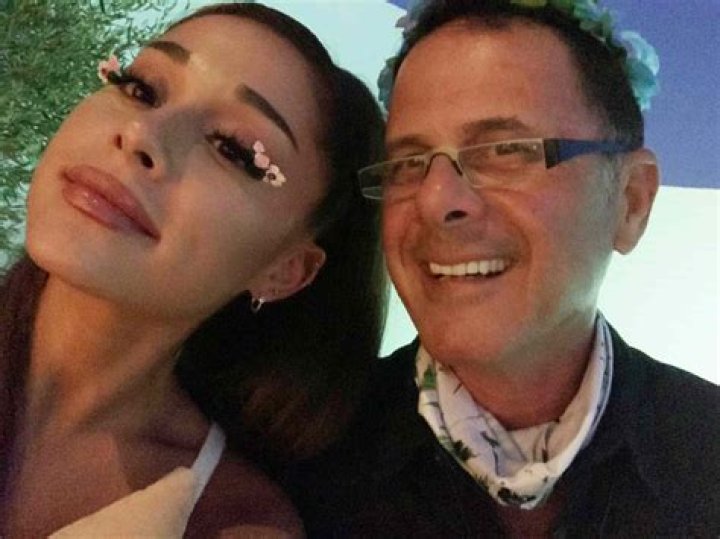 Who are Ariana Grandes Parents? Ariana Grande Biography, Parents Name, Nationality and More
