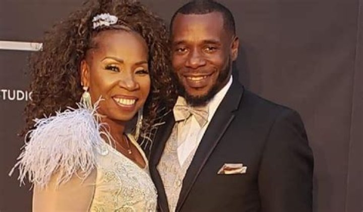 Who Is Iyanla Vanzant Son Damon Vanzant? Family And Net Worth