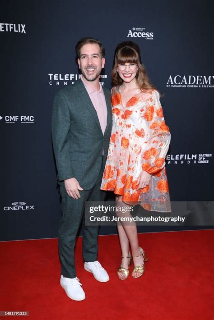 Who Is Mary Berg Husband Aaron Mariash?