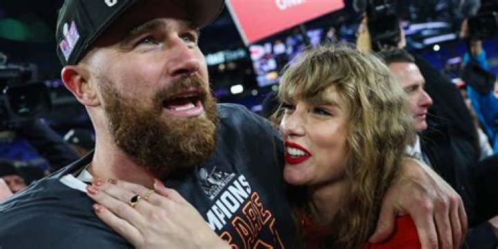 
Who is Travis Kelce Dating Right Now? 