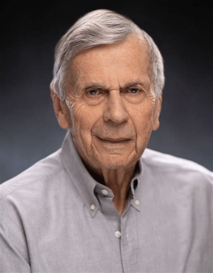 William B. Davis Net Worth - Wiki, Age, Weight and Height, Relationships, Family, and More